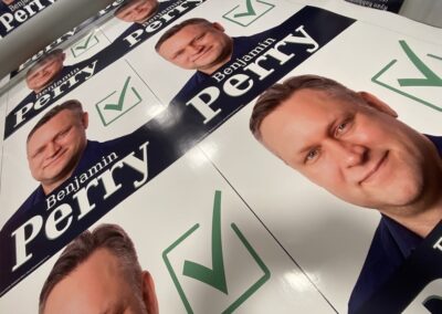 Conservative Lawn Signs