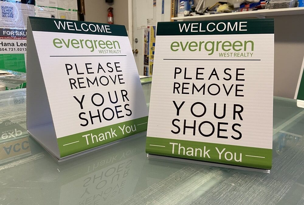Please remove your shoes sign real estate