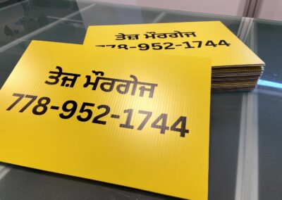 18x24 coroplast signs Coquitlam