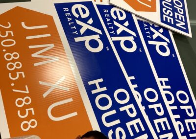 Sign real estate Vancouver