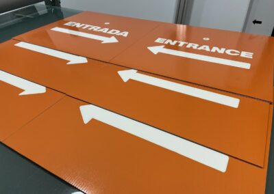 coroplast signs with grommets