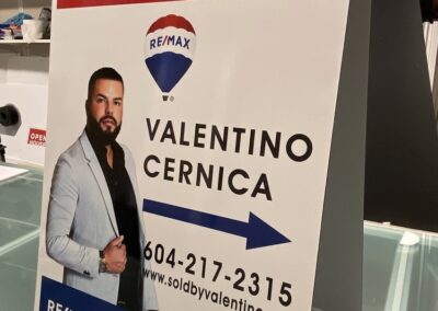Remax realtor signs