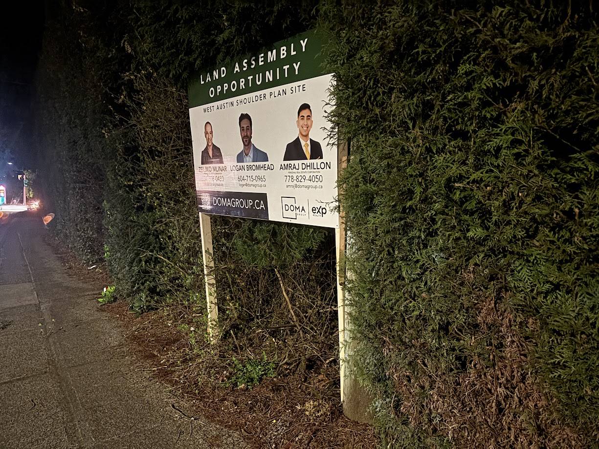 Custom Real Estate Signs in Vancouver for Corporate Design