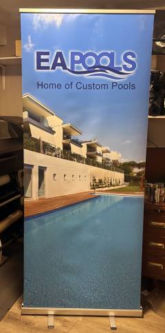 Roll Up Banner Stand