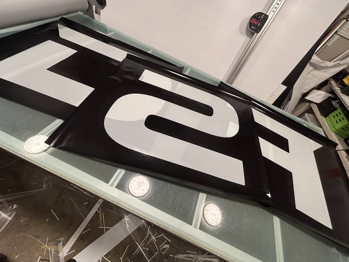 Custom vinyl printing directly from the manufacturer at competitive prices in any design